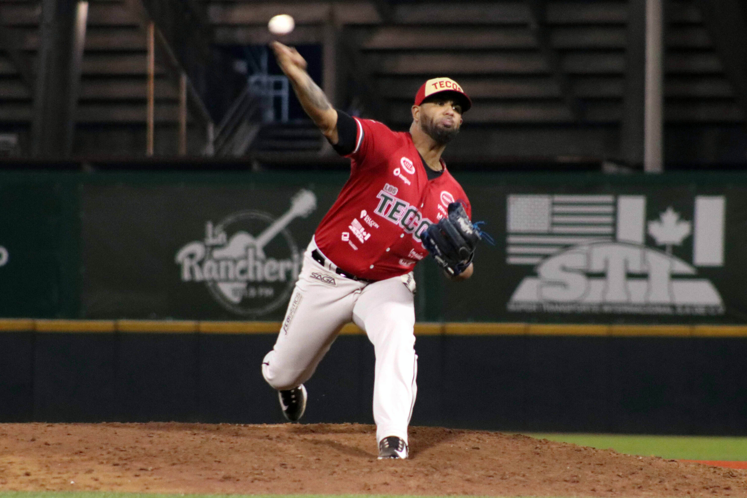 Anthony Vizcaya regresa a Tecos para la temporada 2025 de la Liga Mexicana de Béisbol