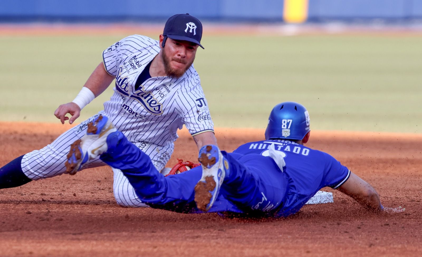 Charros evita la barrida y vence a Sultanes en juego final de la serie inaugural