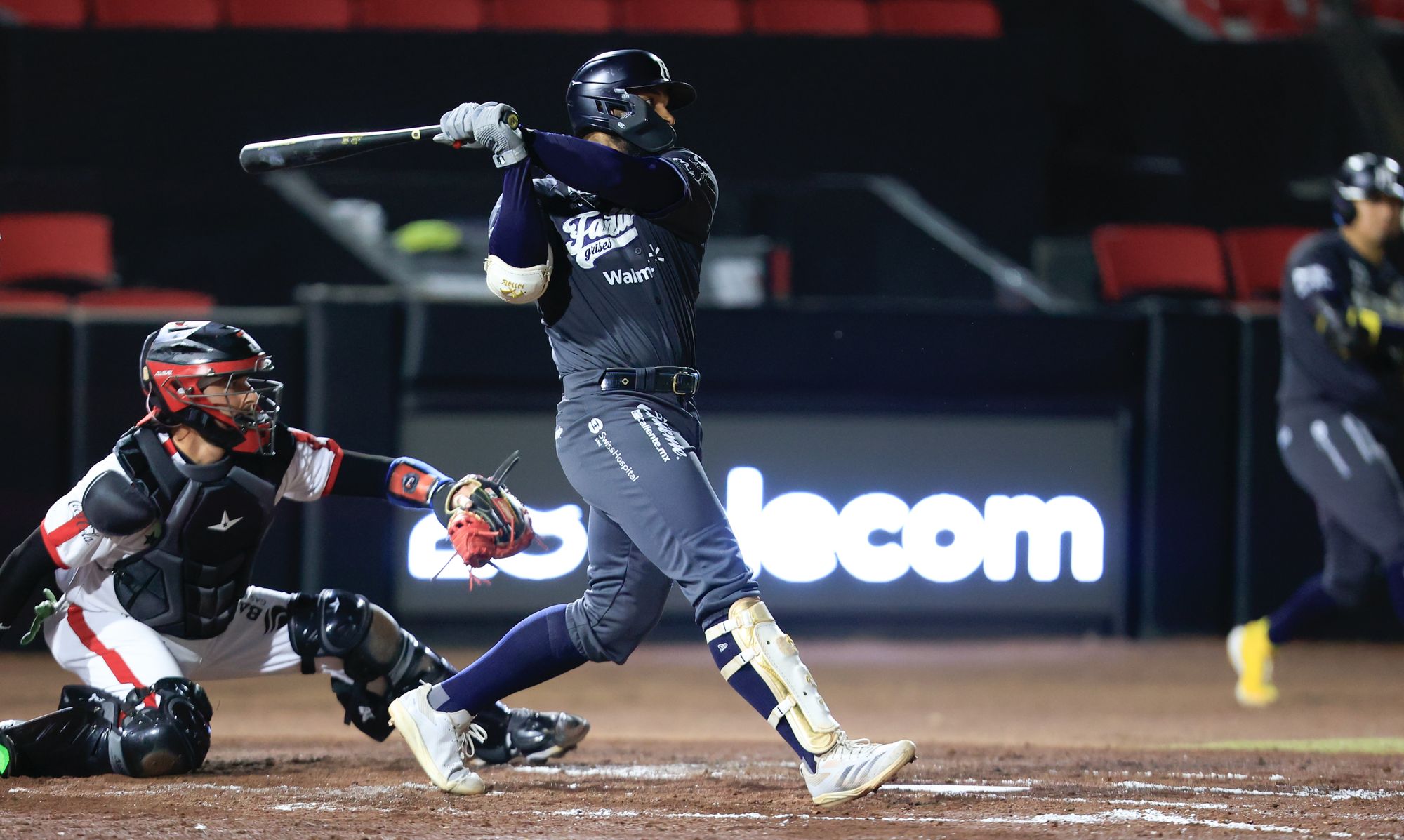 Sultanes lo vuelve a hacer: remonta y gana en extrainnings a Toros en Tijuana