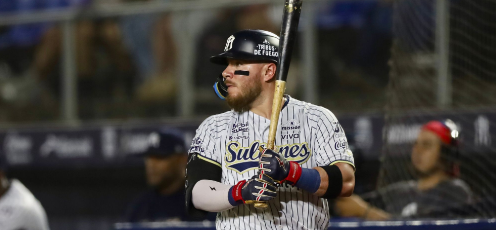 Sultanes remontan con poder y carácter para imponerse a Rieleros en casa