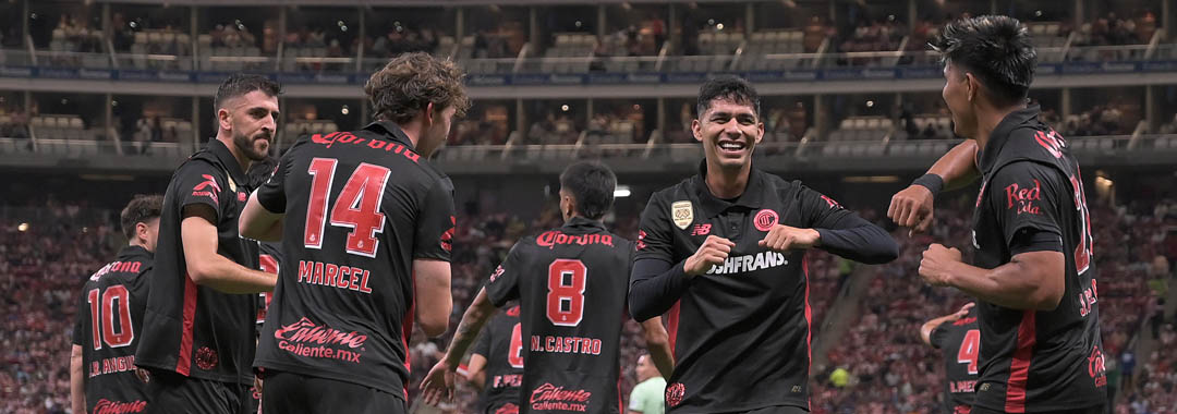 🔥 Toluca sorprende y golea 3-0 a Chivas en el Akron