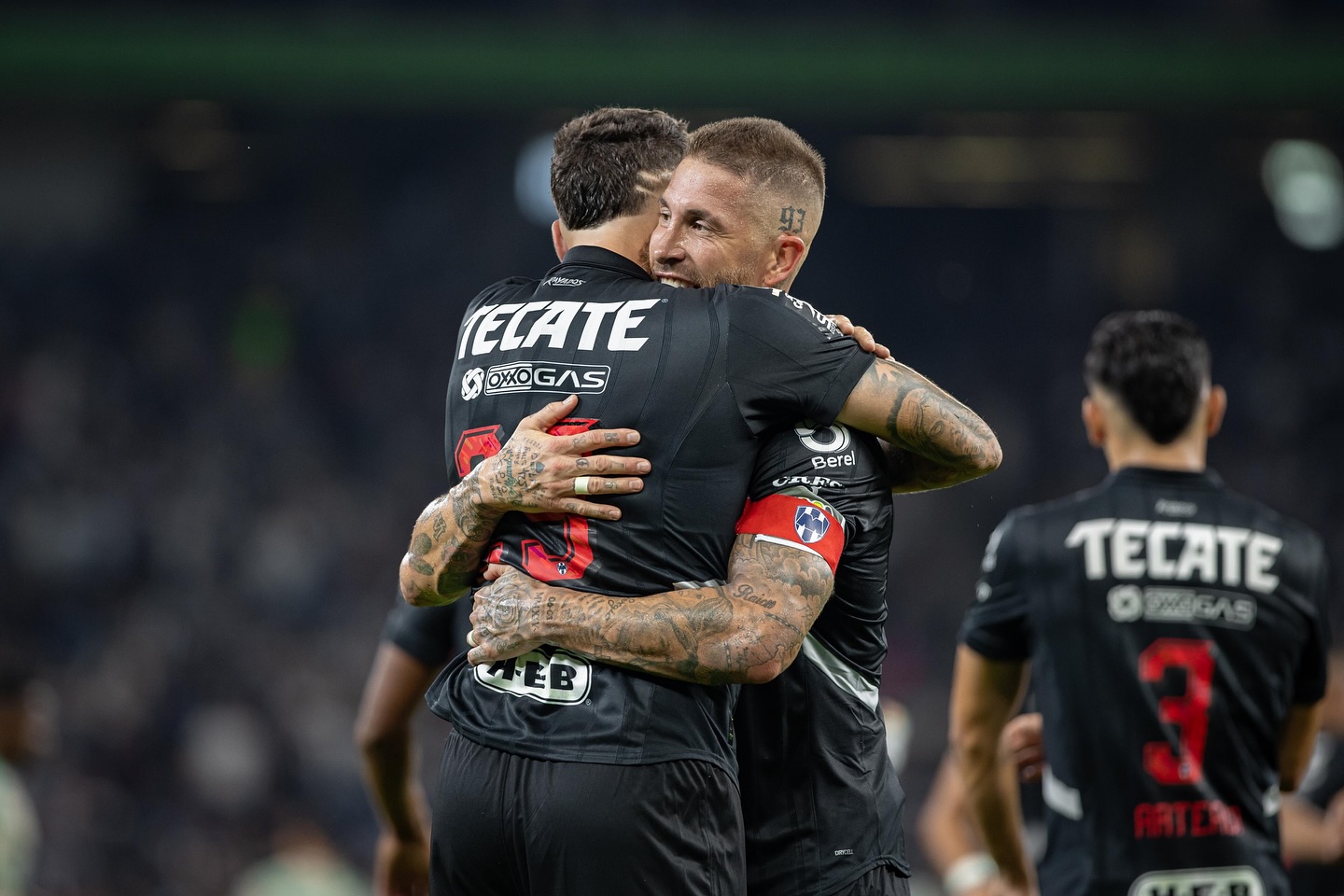 Rayados derrota a Santos y se mete de lleno a la pelea por la cima