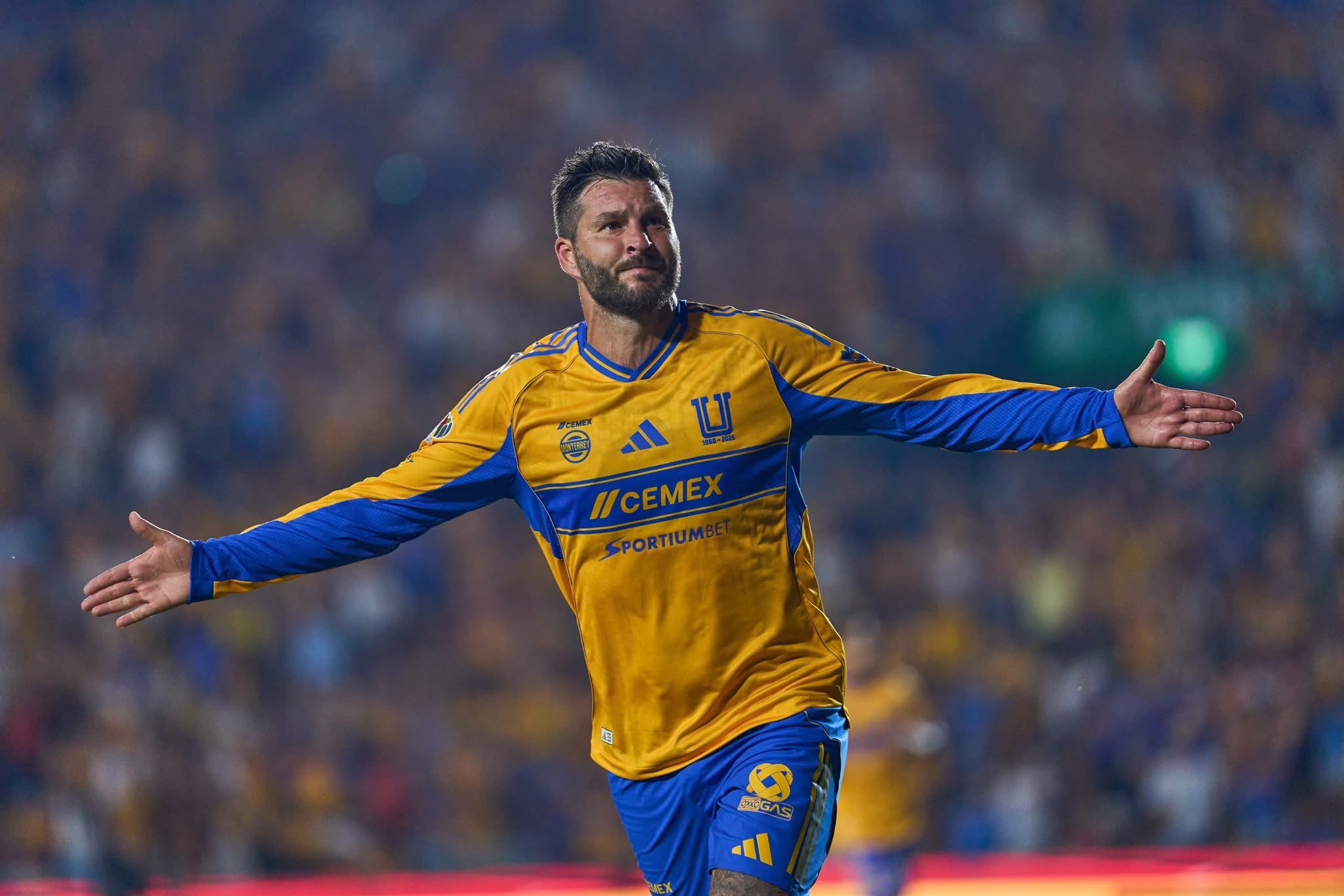 Gignac marca el gol 400 y Tigres rugen con fuerza ante Xolos en el Volcán 🐯⚽