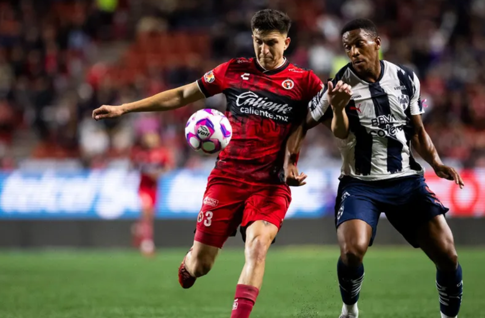 Rayados y Xolos reparten puntos en un intenso duelo en Tijuana