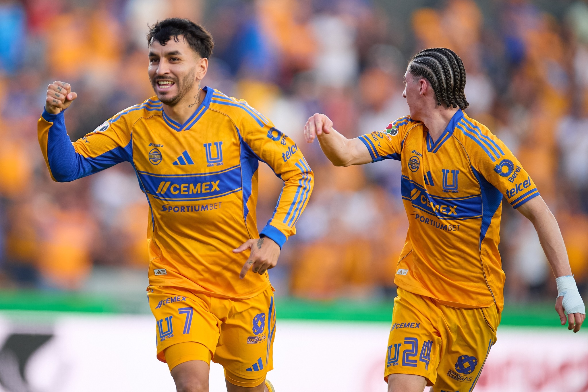 🔥 Tigres impone su garra en el Universitario: vence 3-1 al Atlético de San Luis y mantiene viva la lucha por el liderato