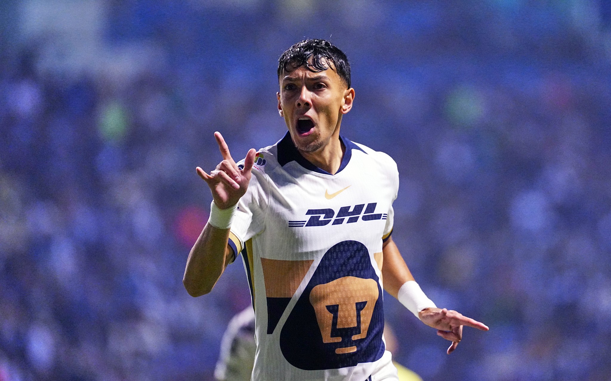 🔥 Pumas rugen en Puebla: vencen 3-2 a Cruz Azul y aseguran su lugar en el Play-In