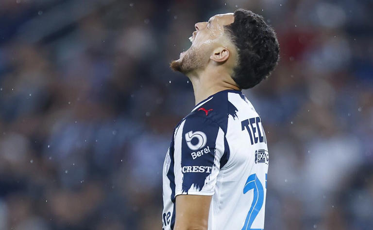 Lucas Ocampos presenta parálisis facial; Rayados reporta evolución favorable