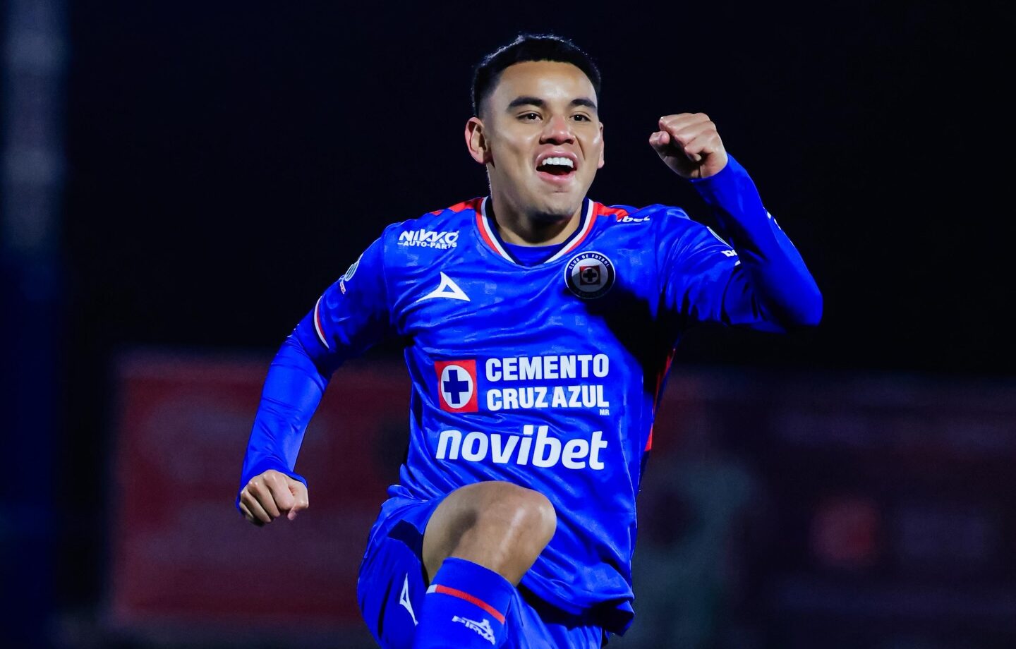 Cruz Azul se impone en la frontera en un duelo lleno de goles