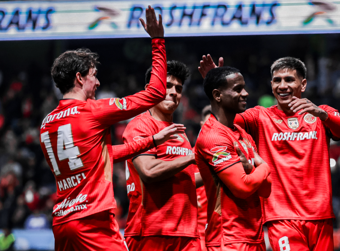 Toluca mantiene paso perfecto y remonta a Santos en el Nemesio Diez