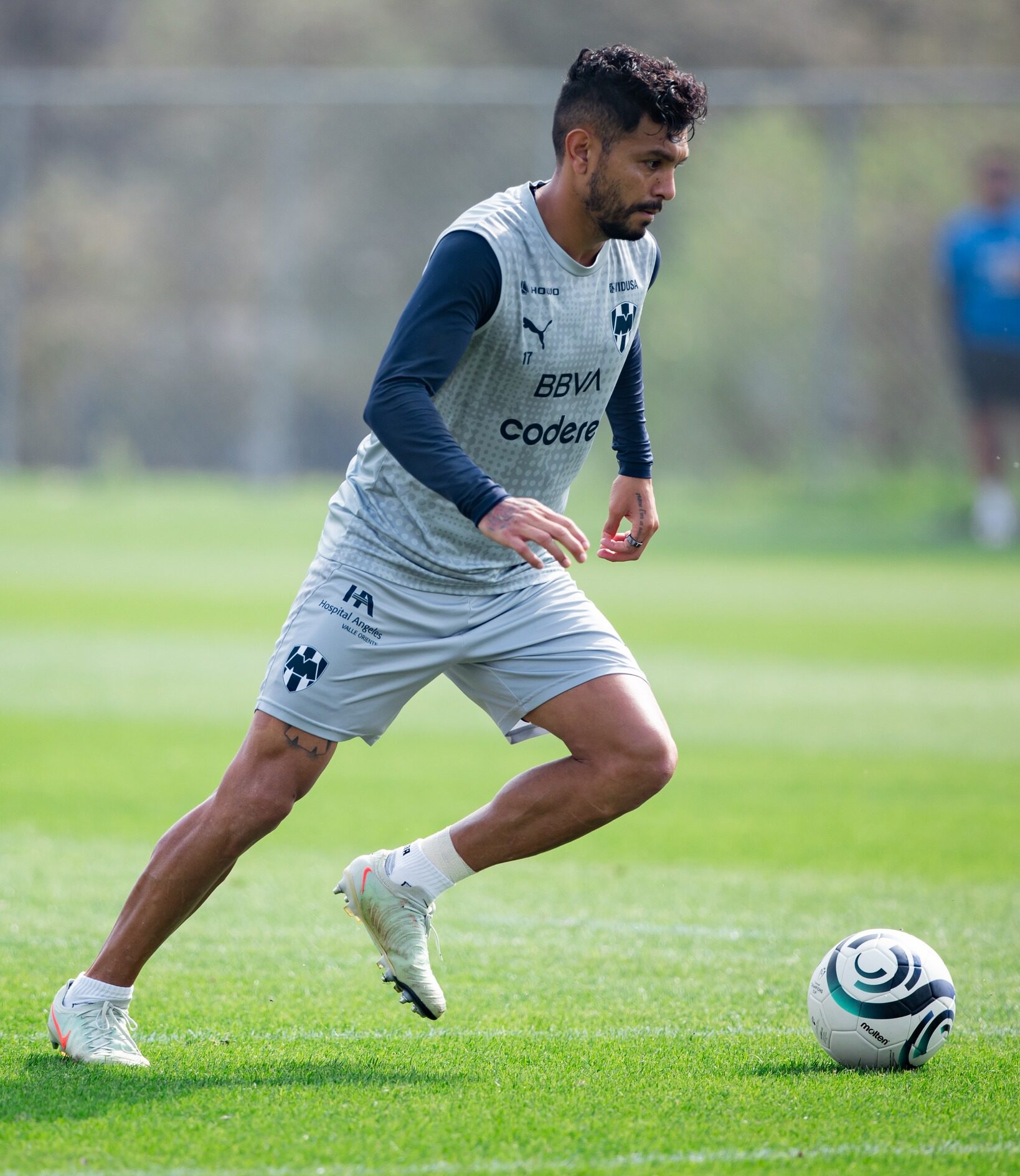 Rayados busca pegar primero ante Cruz Azul en la Concacaf