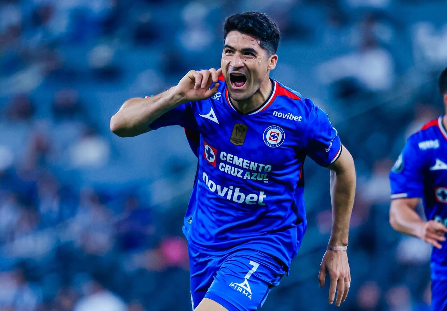 Cruz Azul remonta y vence a Rayados en vibrante duelo de Concachampions